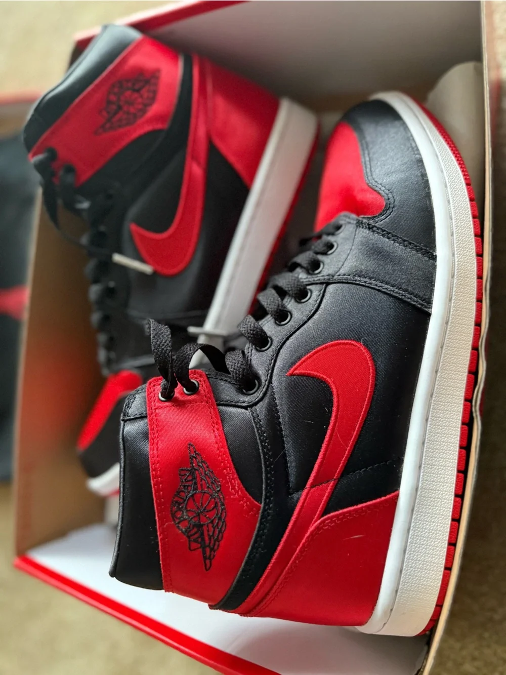 Women’s Air Jordan 1 Retro High OG Black/Red – Size 10 – Original Box